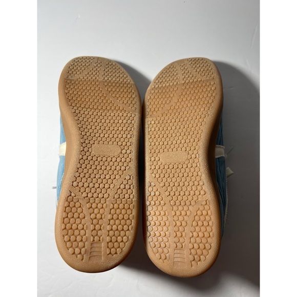 Cushionaire nwot Blue Suede Sneakers with Cream Accents - Picture 6 of 7